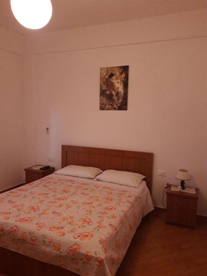 Hotel Agron Orikum Zewnętrze zdjęcie