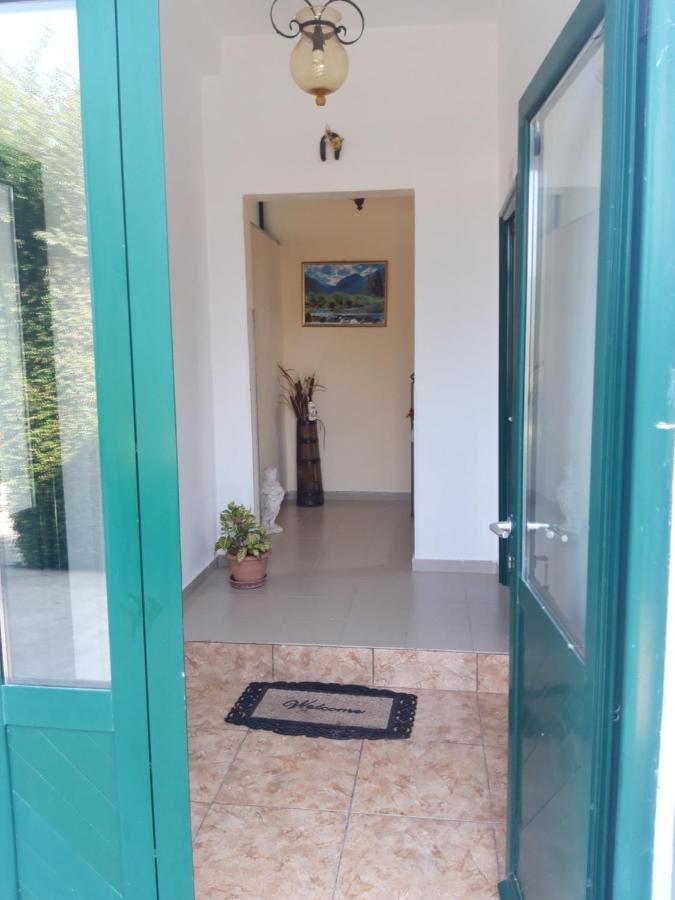 Hotel Agron Orikum Zewnętrze zdjęcie