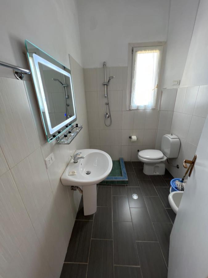 Hotel Agron Orikum Zewnętrze zdjęcie